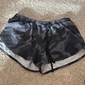 Old Navy Black Camo Athletic Shorts